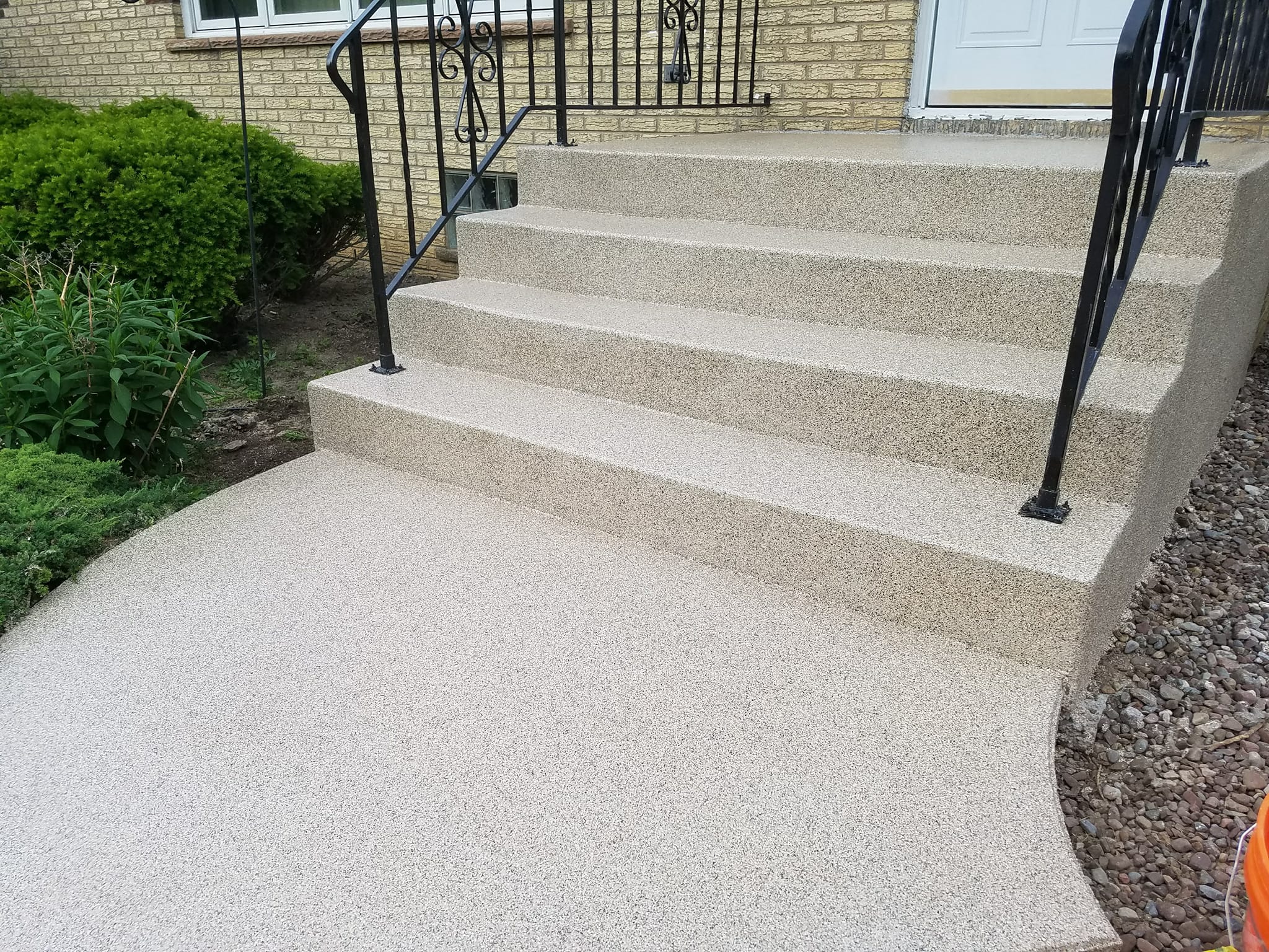 Read more about the article Front Porch/Walkway/Steps: